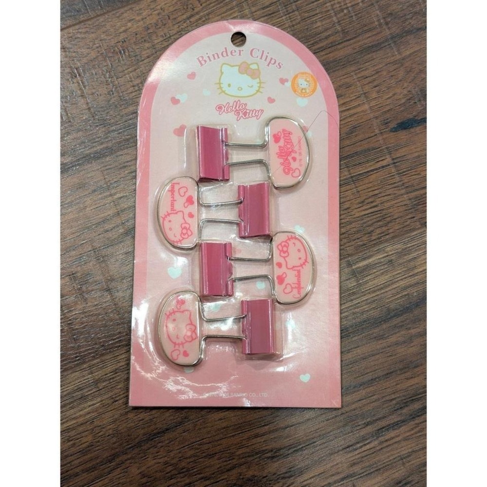 Hello Kitty Binder Clips